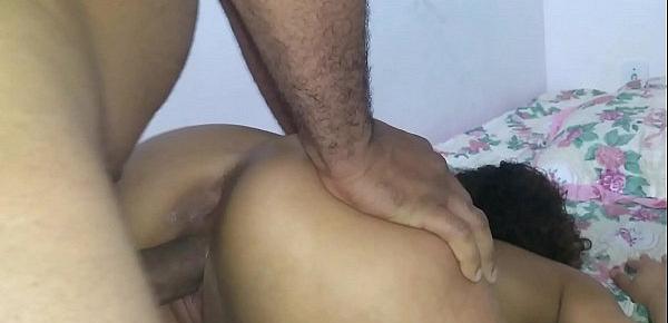  Não aguentei de tanto tesão ao ver minha esposa se exibindo, comi ela gostoso. Parte 2